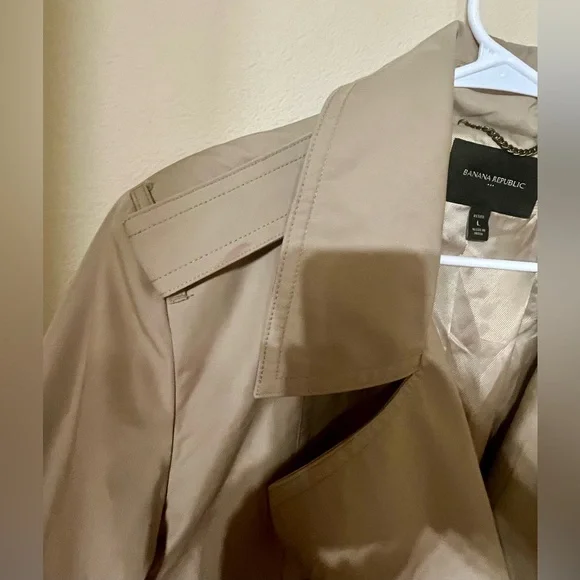 Banana Republic Petite Maverick Oversized Trench Coat - Picture 10 of 16